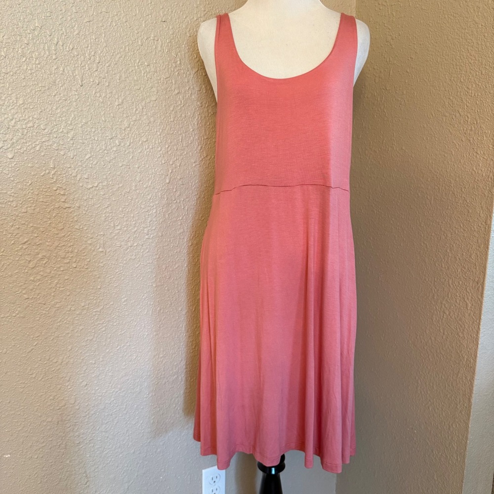 Maurices 24/7 Women's Medium Coral Pink Tank Midi Dress NWT Pockets Stretch